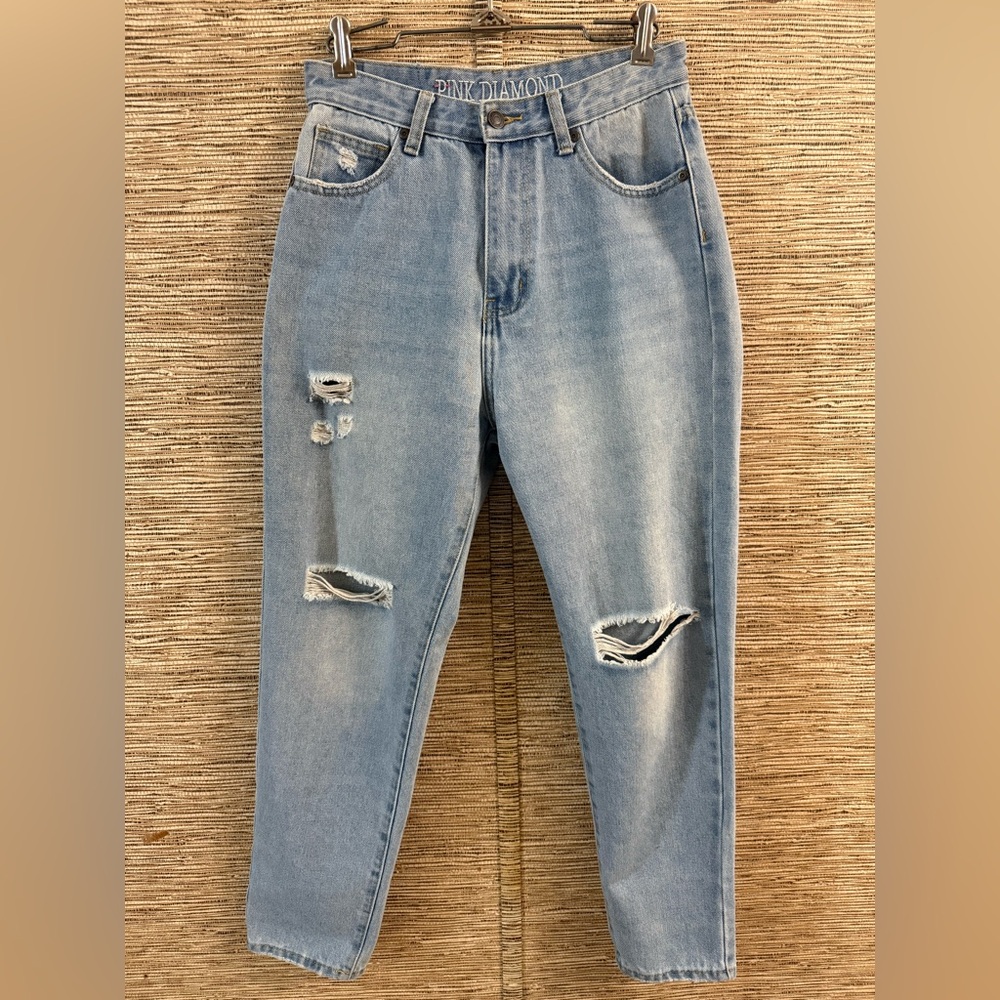 Pink Diamond Mom Jeans Distressed High Waist Size 27 Light Wash